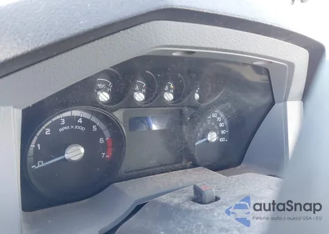 2015 Ford F-250 Xl z USA, uszkodzony, nr VIN 1FT7X2B64FED04743